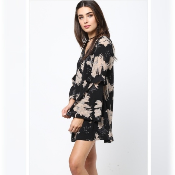 Black and taupe floral ruffle sleeve shift dress Small S Large L - Picture 3 of 5